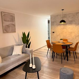 Apartamento de 2 Dormitorios